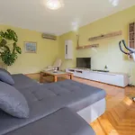 Apartment Odesa With Shared Pool