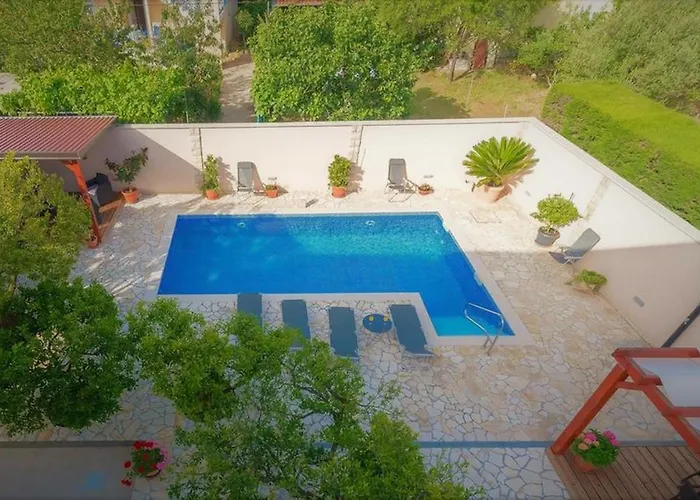 Odesa With Shared Pool Appartement *