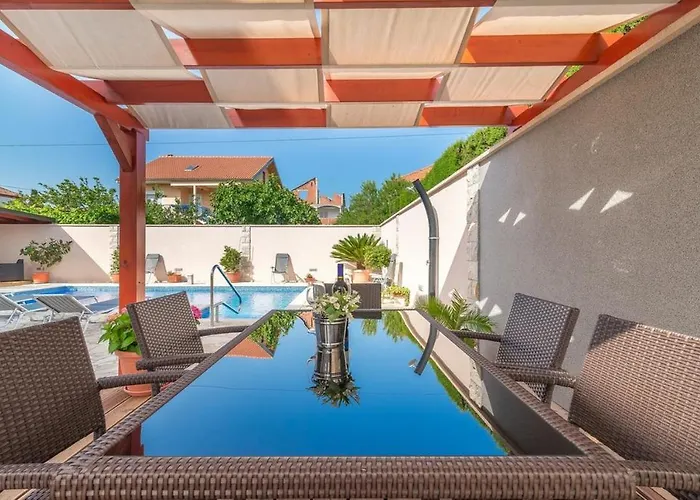 Appartement Odesa With Shared Pool *