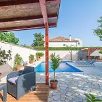公寓 Odesa With Shared Pool 扎达尔