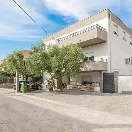 Apartment Odesa With Shared Pool