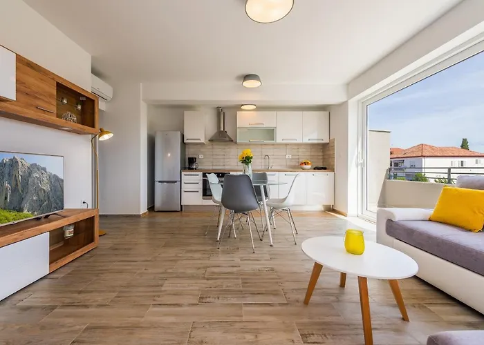 Odesa With Shared Pool