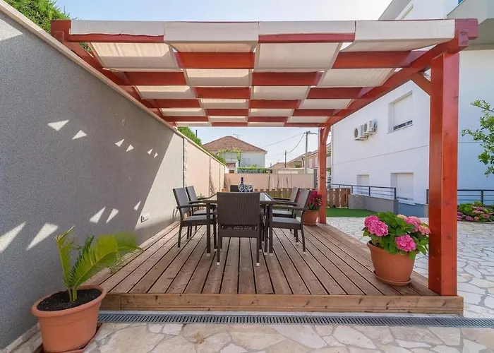 Apartament Odesa With Shared Pool *